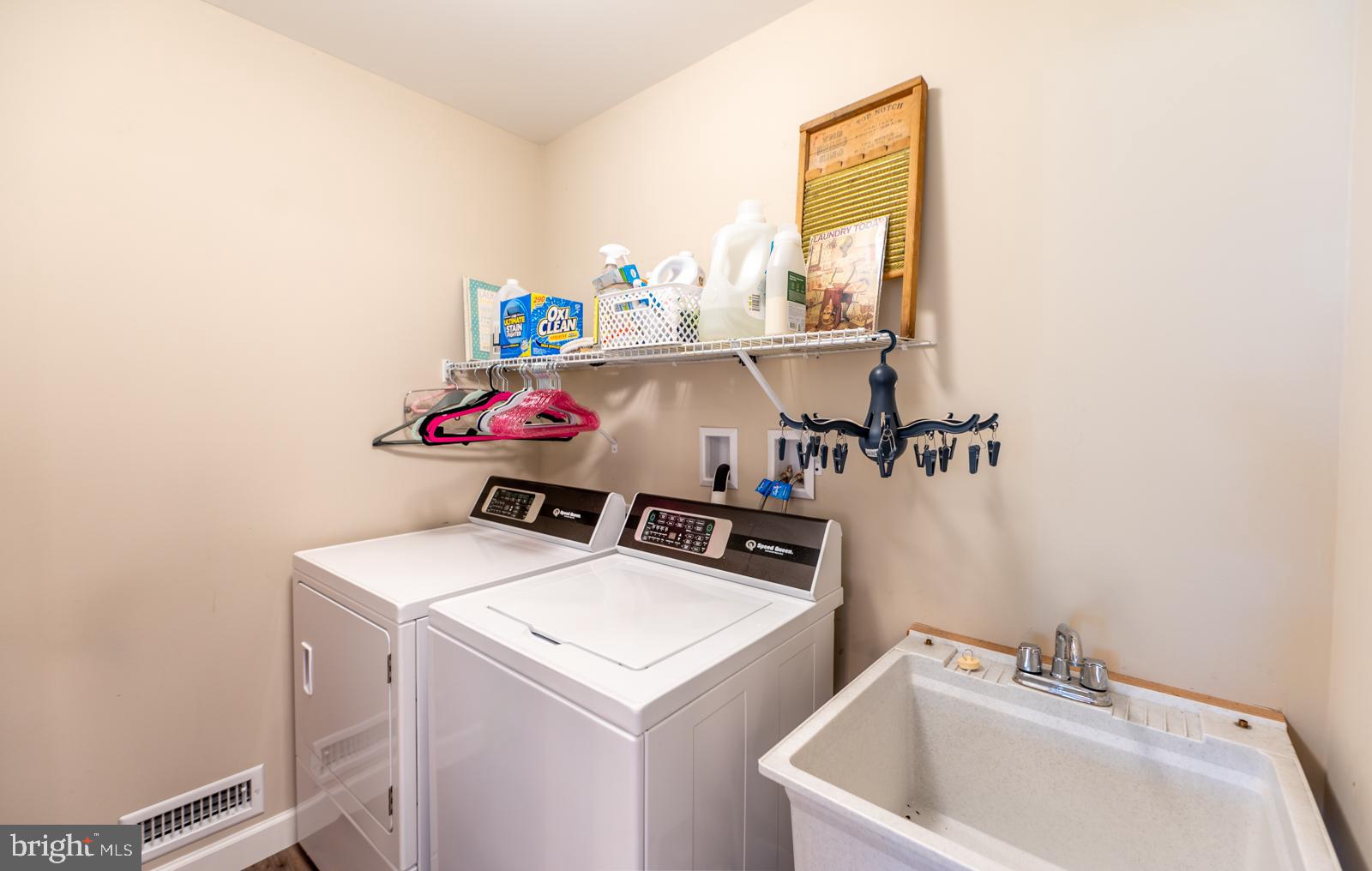 638 Ebersole Road Reading, PA 19605 - Photo 52 of 60 Upstairs Laundry