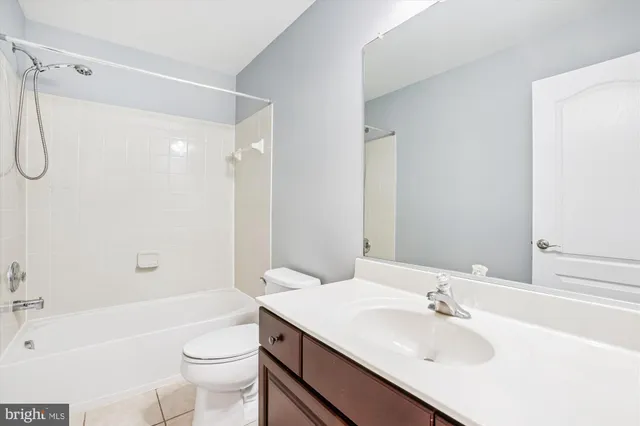 $3,295 | 15265 Leicestershire Street, Woodbridge, VA 22191