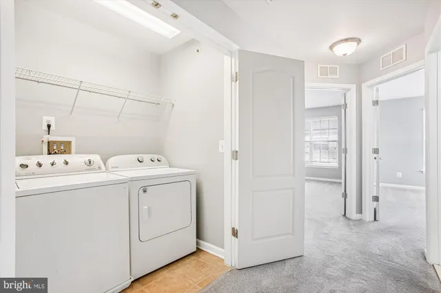 $3,295 | 15265 Leicestershire Street, Woodbridge, VA 22191