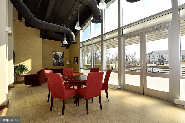 $3,295 | 15265 Leicestershire Street, Woodbridge, VA 22191