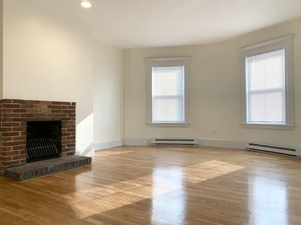 $3,500 | 514 Mass Avenue, Unit 4, Boston, MA 02118