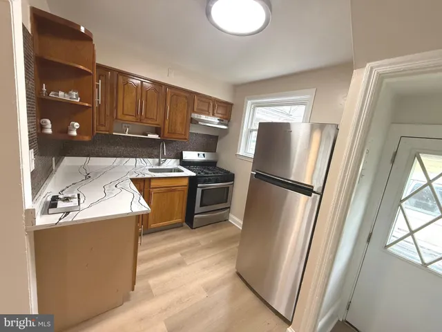 $2,000 | 804 Radnor Avenue, Baltimore, MD 21212