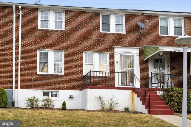$2,000 | 804 Radnor Avenue, Baltimore, MD 21212