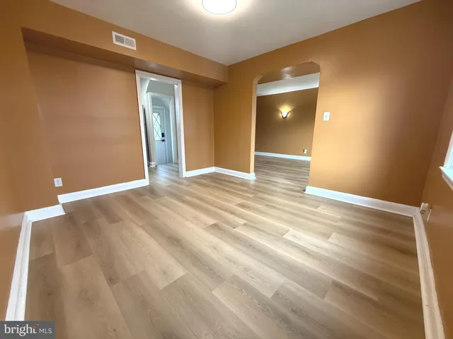 $2,000 | 804 Radnor Avenue, Baltimore, MD 21212