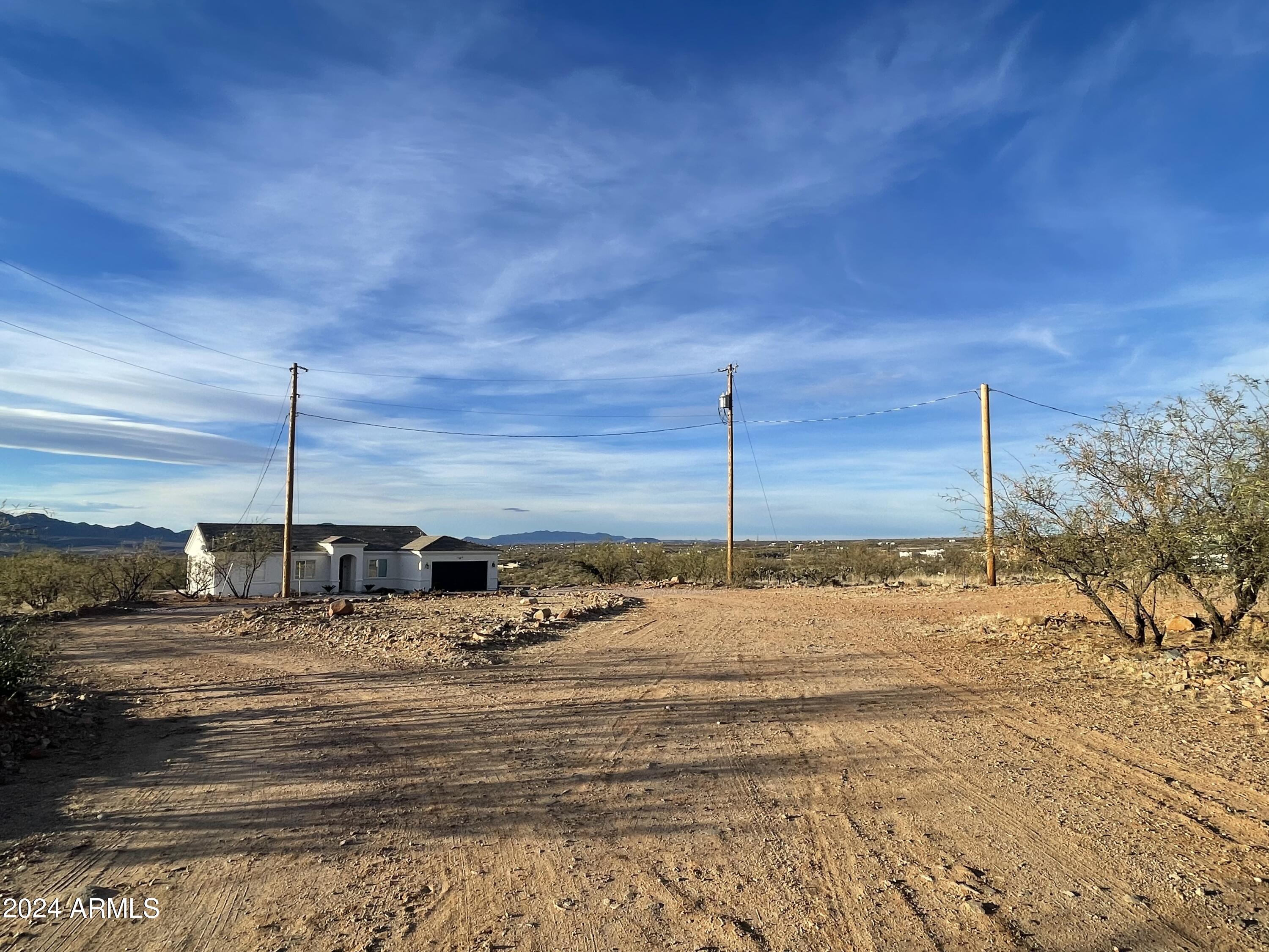 1683 Eje Court, Unit 39 Rio Rico, AZ 85648 - Photo 4 of 5 Cul de sac