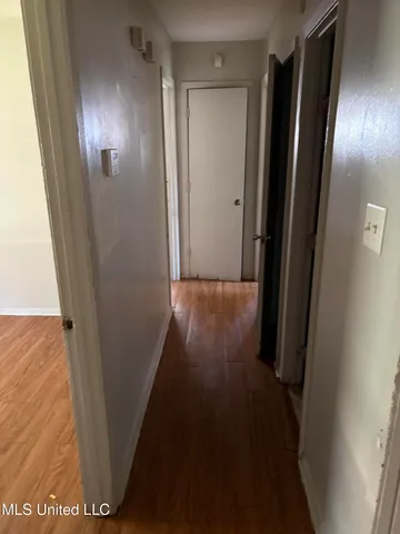 $48,000 | 332 North Flag Chapel Road, Jackson, MS 39209