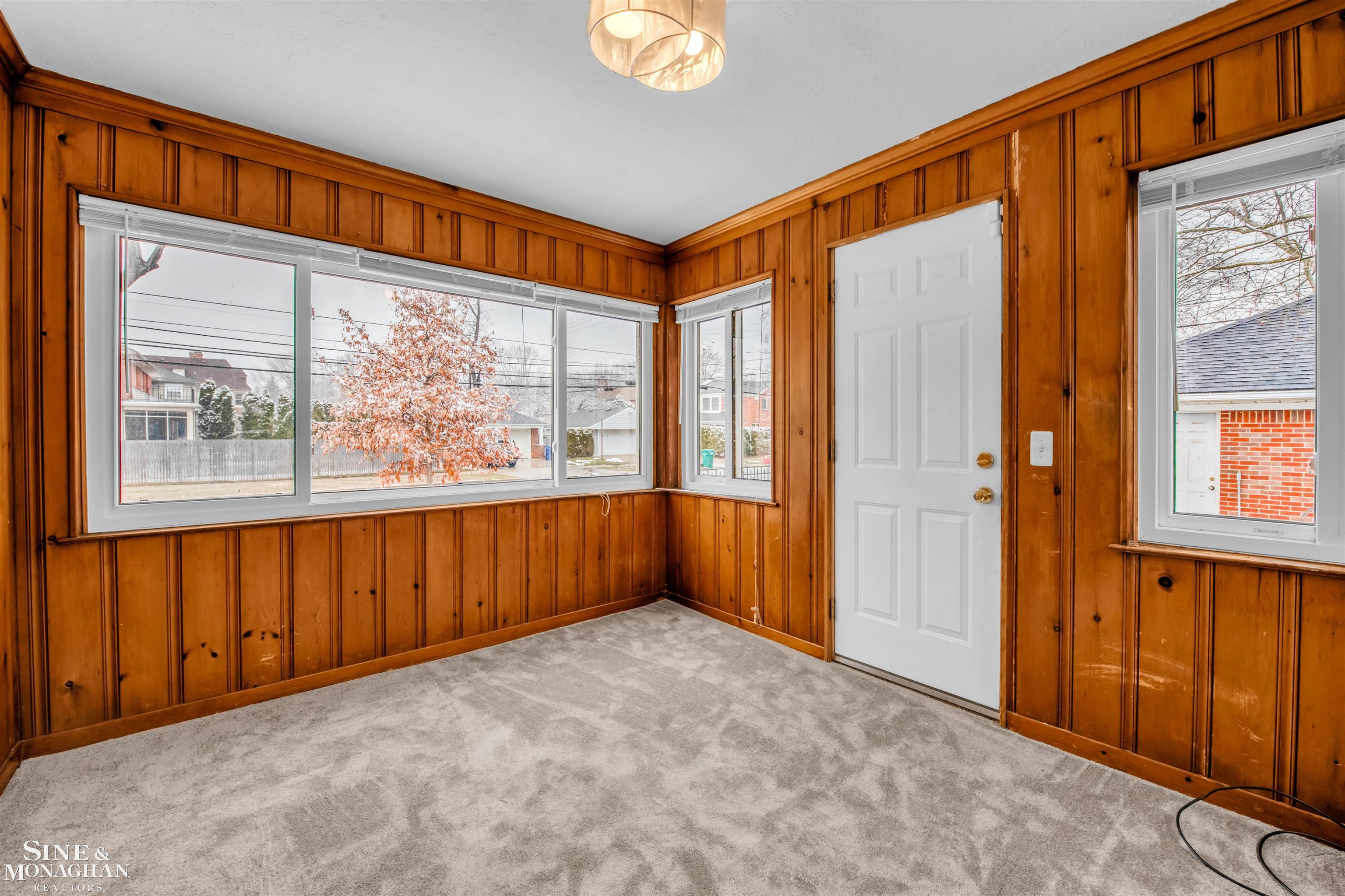 798 Harcourt Road Grosse Pointe, MI 48230 - Photo 13 of 32