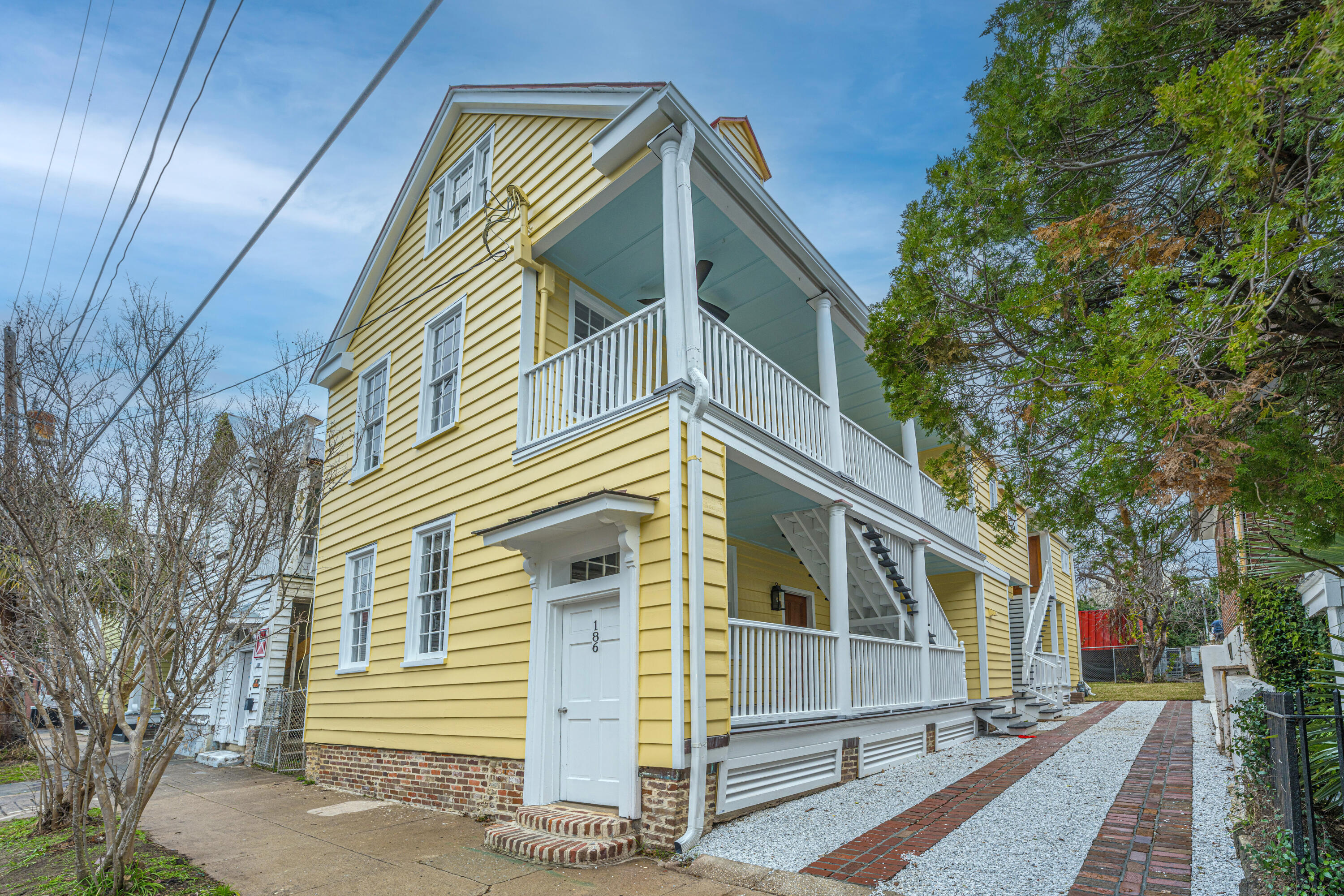 186 Smith Street Charleston, SC 29403 - Photo 3 of 73 186SmithSt005