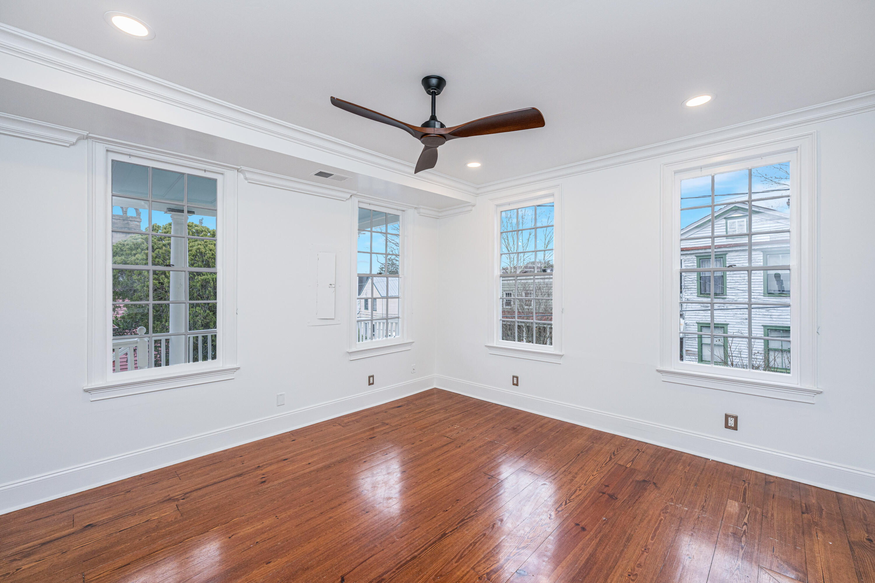 186 Smith Street Charleston, SC 29403 - Photo 36 of 73 186SmithSt038