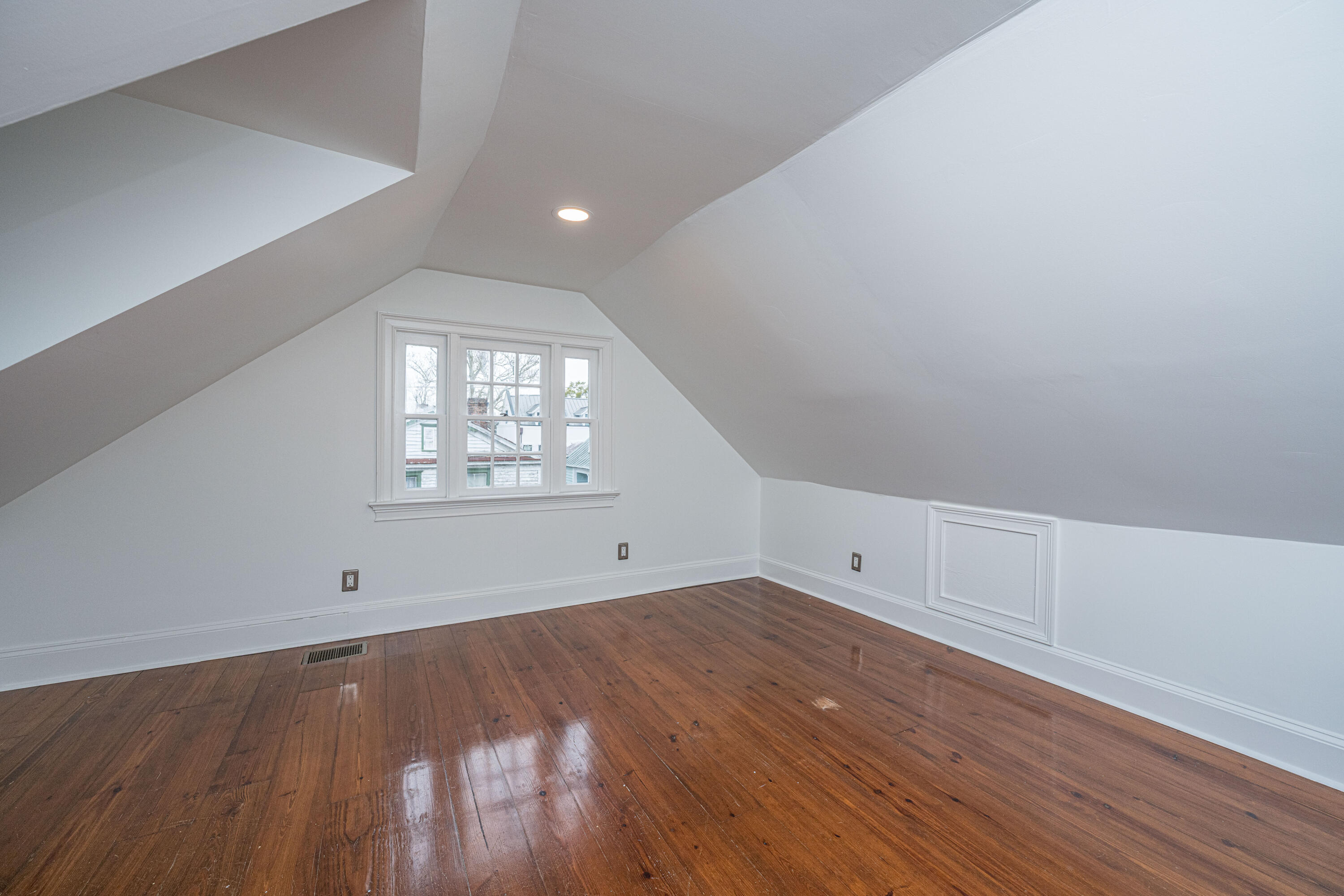 186 Smith Street Charleston, SC 29403 - Photo 43 of 73 186SmithSt045