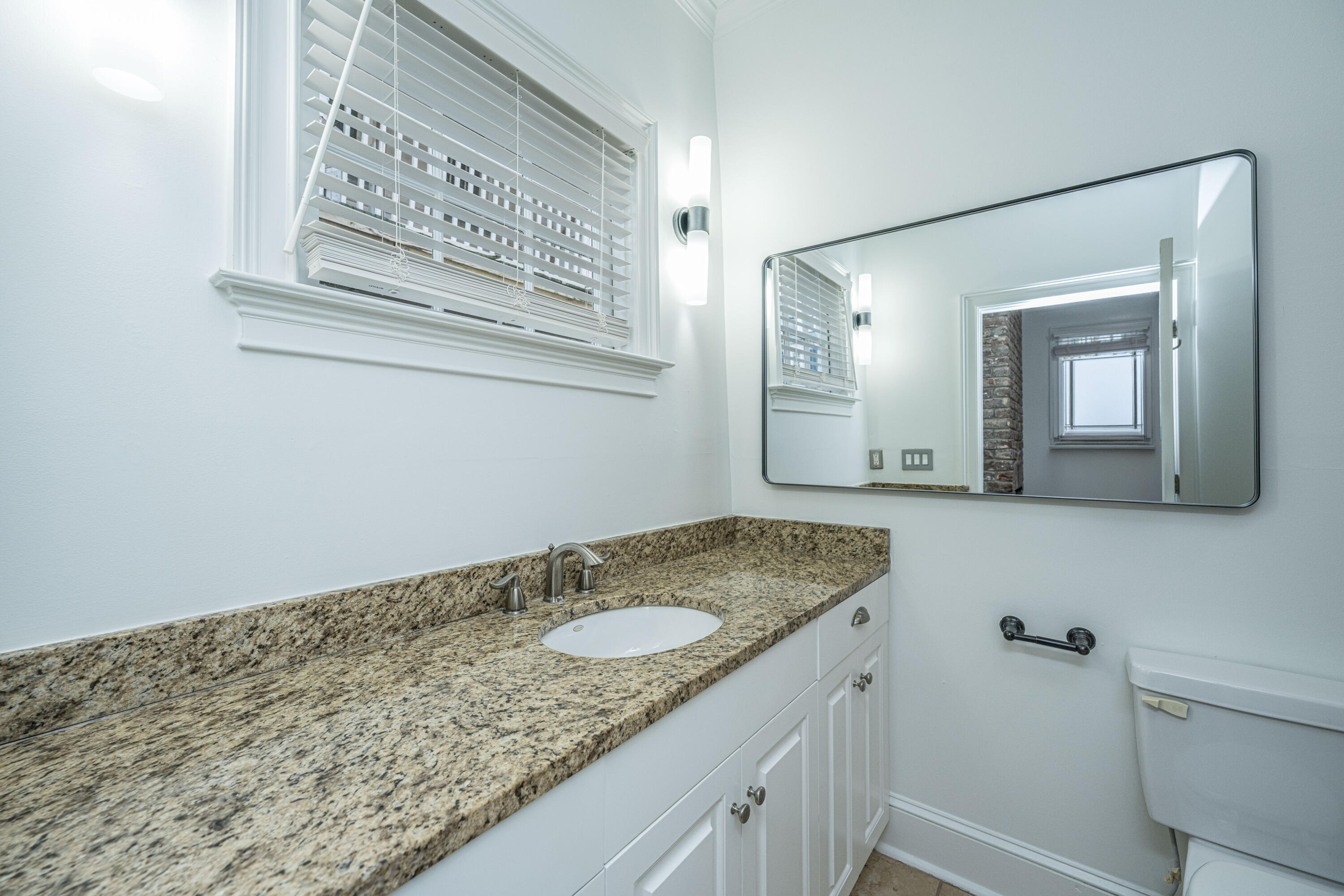 186 Smith Street Charleston, SC 29403 - Photo 10 of 73 186SmithSt012