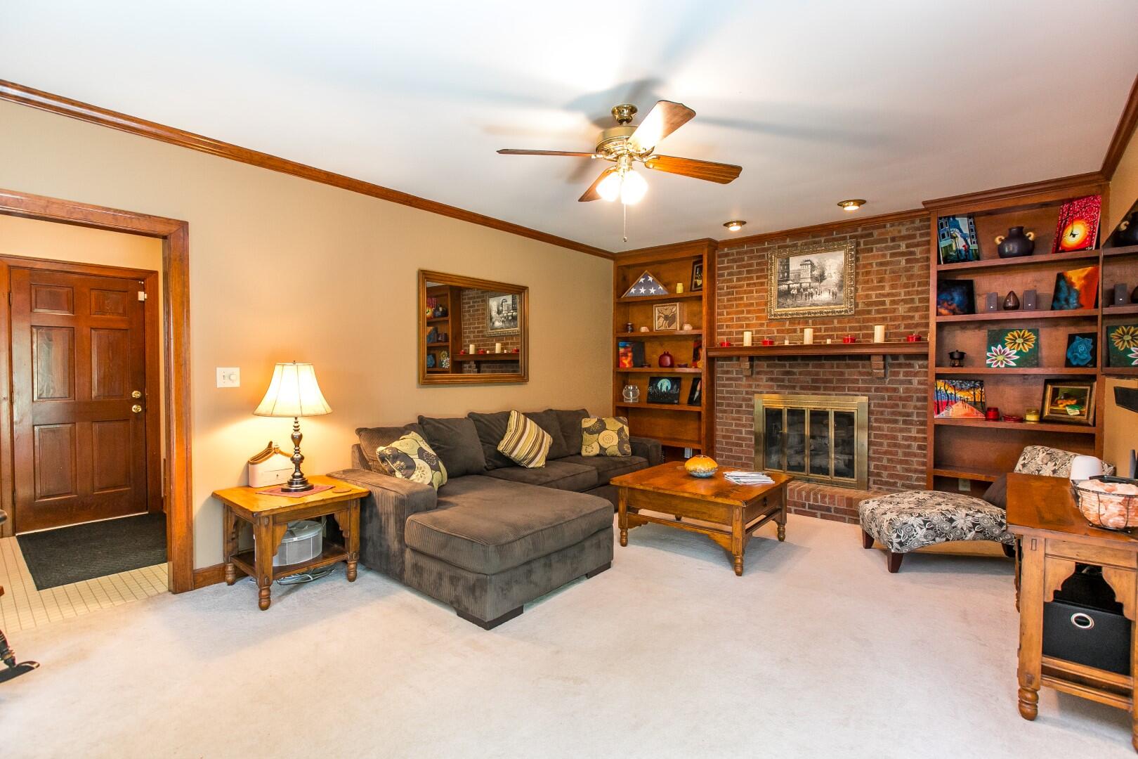 1086 Rockbridge Road Lexington, KY 40515 - Photo 27 of 65 3-18 (Large)