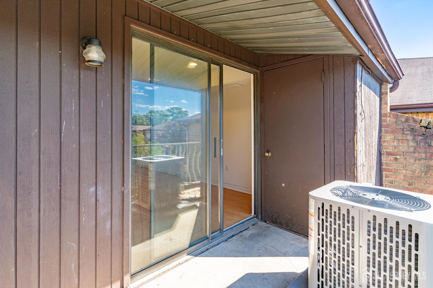 1719 Raspberry Court, Unit 1719 Edison, NJ 08817 - Photo 9 of 22