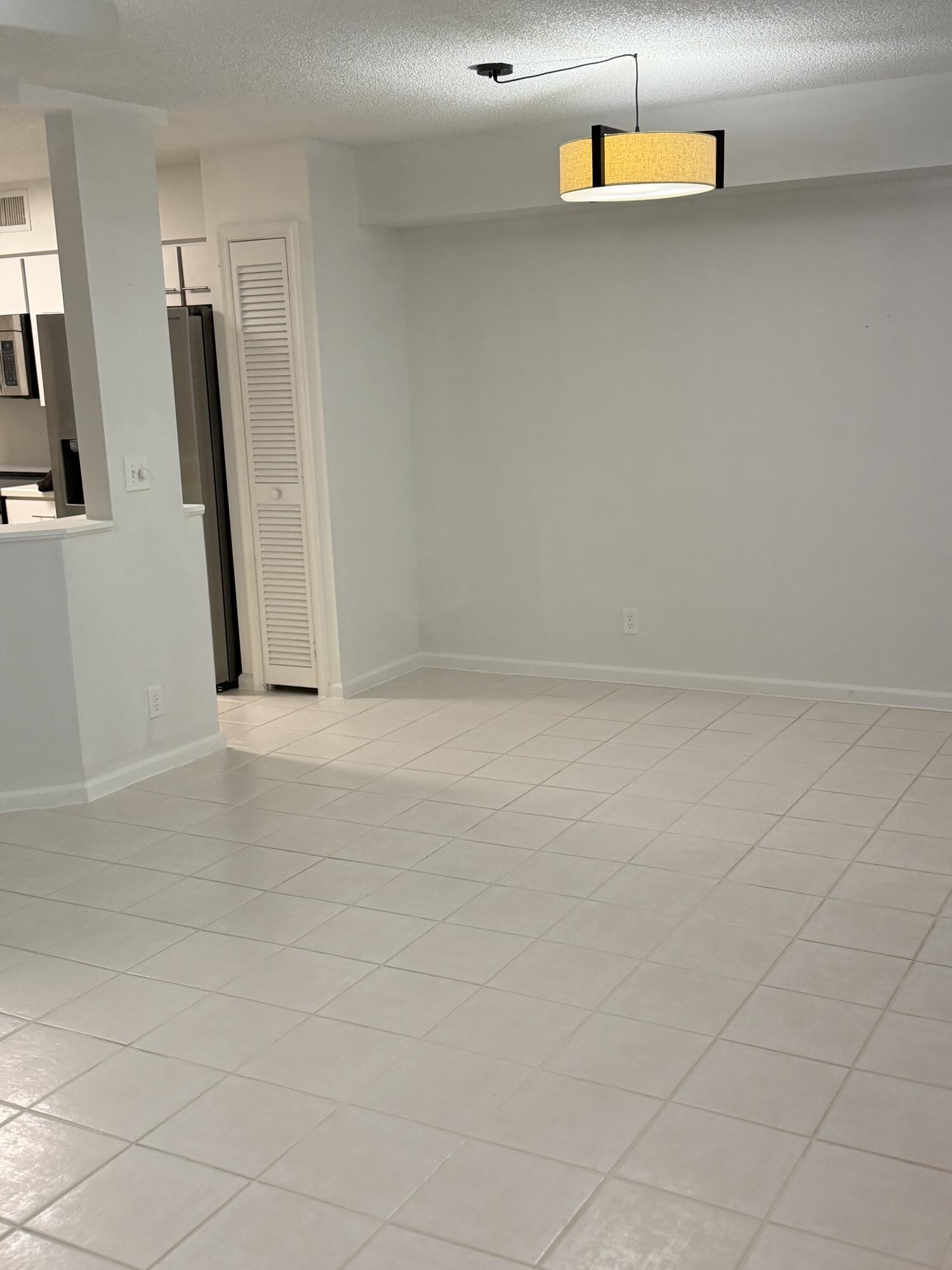 17340 Boca Club Boulevard Boca Raton, FL 33487 - Photo 11 of 24 Dining area