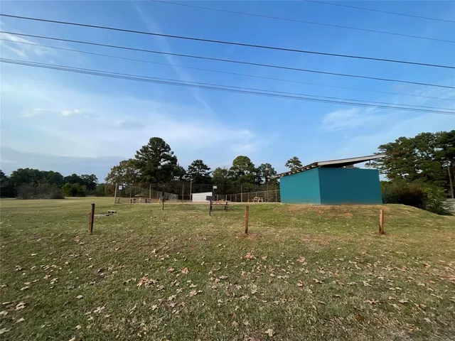 a view of outdoor space