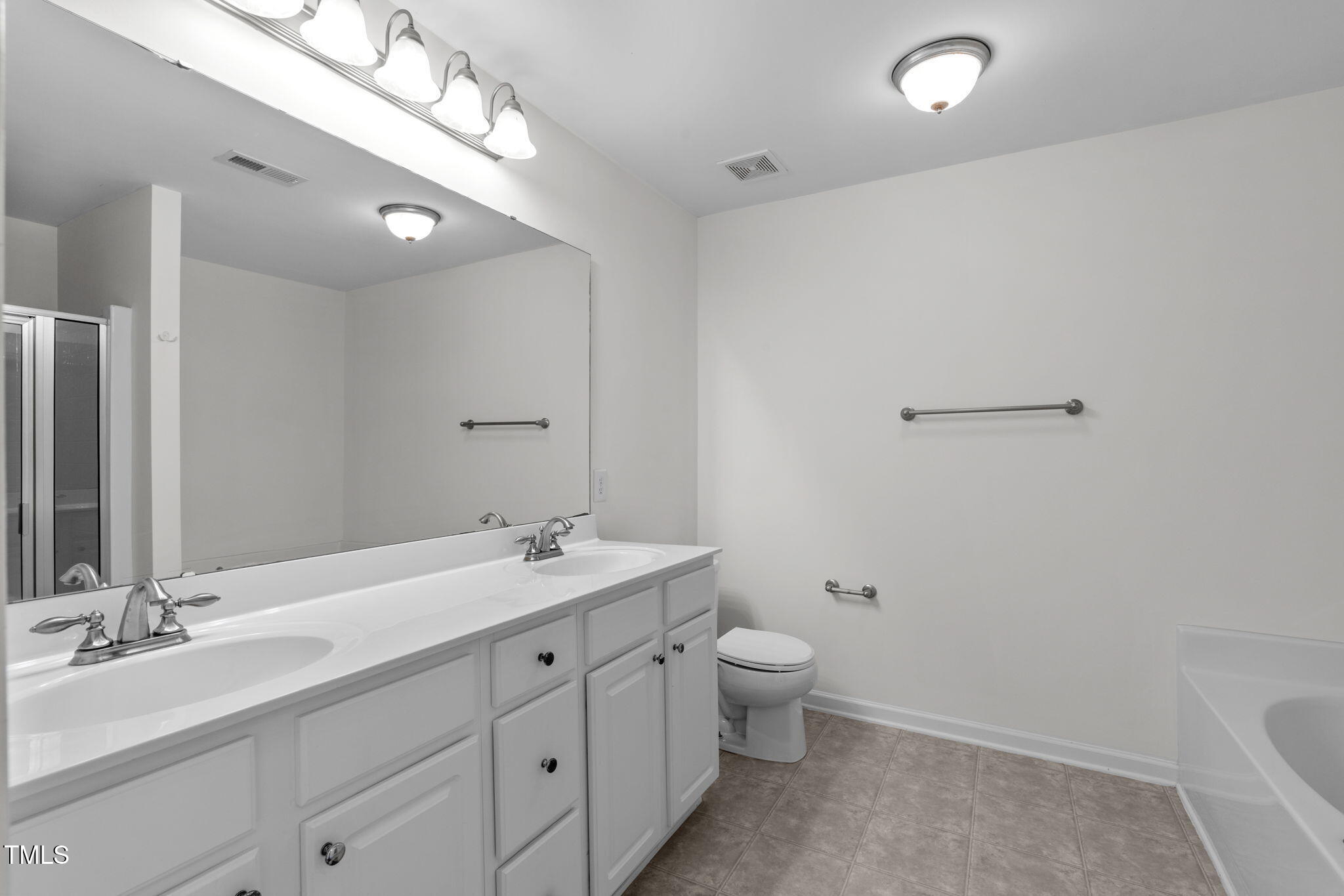 2621 Asher View Court Raleigh, NC 27606 - Photo 15 of 22 A-20