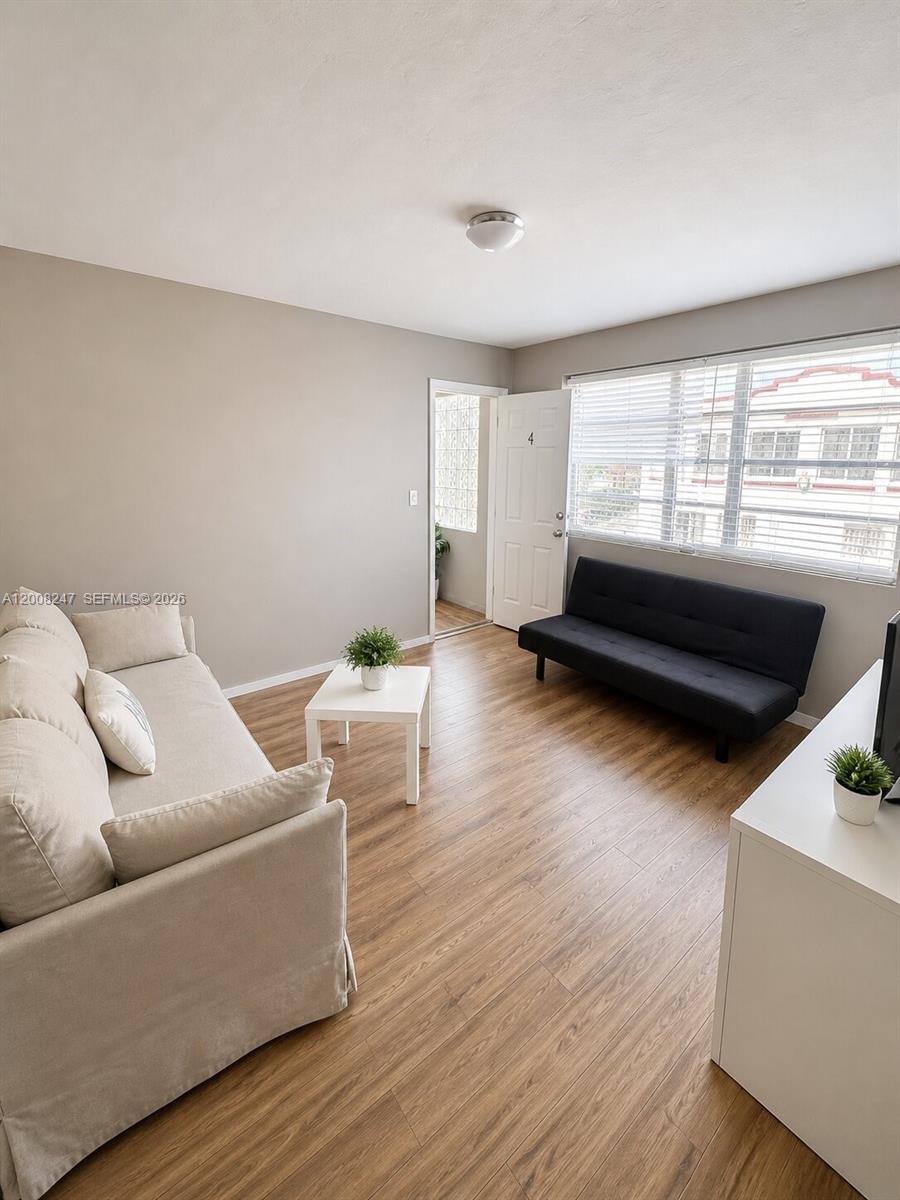 375 Southwest 19th Avenue, Unit 3 Miami, FL 33135 - Photo 14 of 30