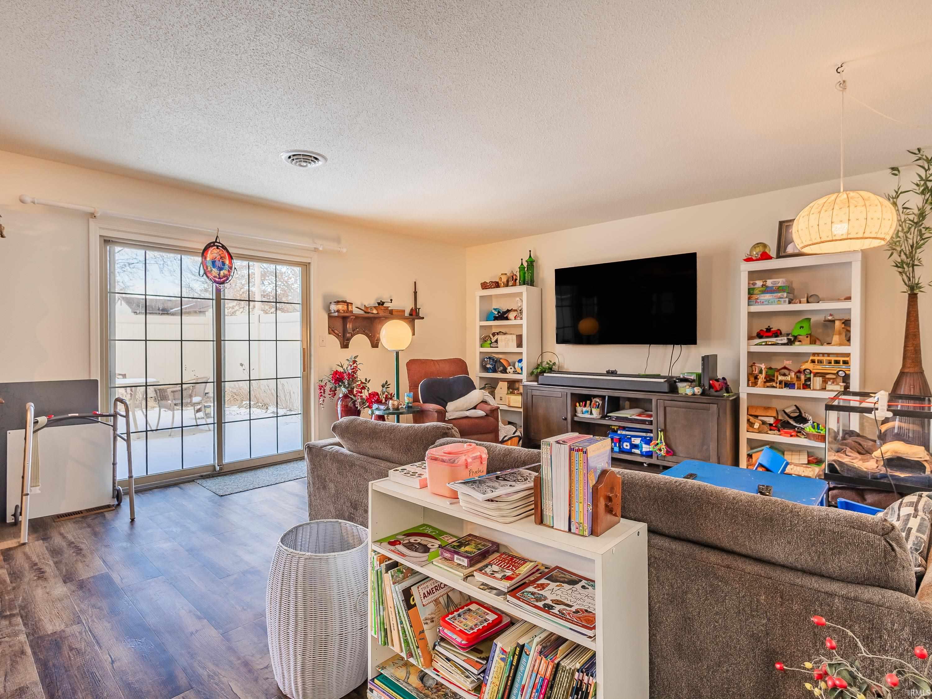 1405 Springbrook Road Fort Wayne, IN 46825 - Photo 5 of 16