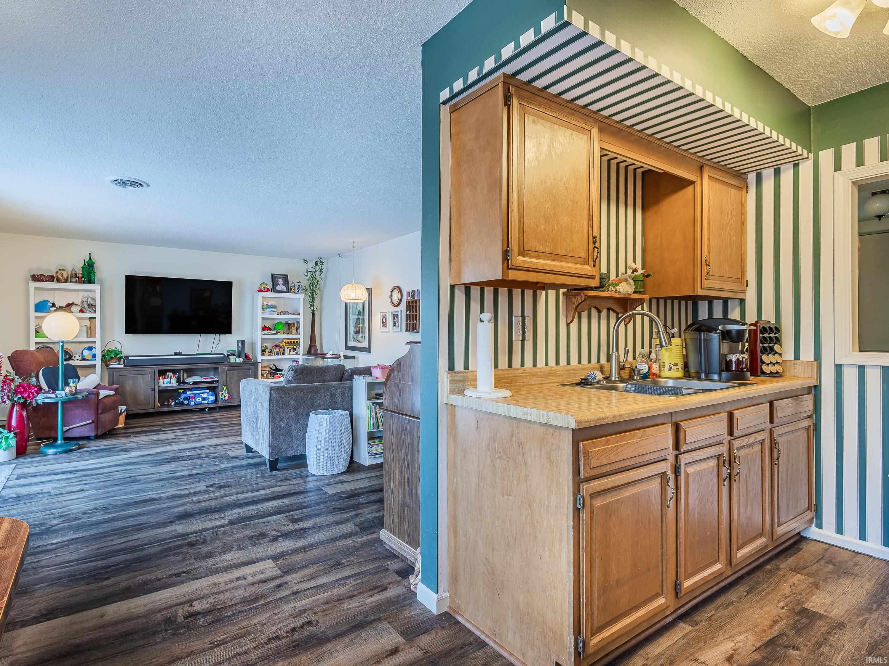 1405 Springbrook Road Fort Wayne, IN 46825 - Photo 7 of 16