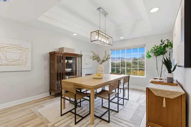 $1,945,988 | 1031 Millbrook Court, Walnut Creek, CA 94598