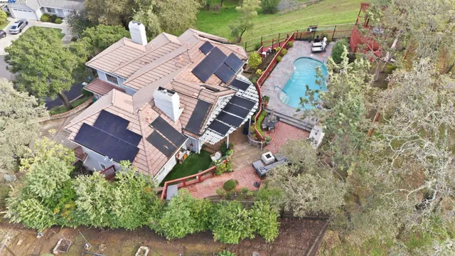 $1,945,988 | 1031 Millbrook Court, Walnut Creek, CA 94598