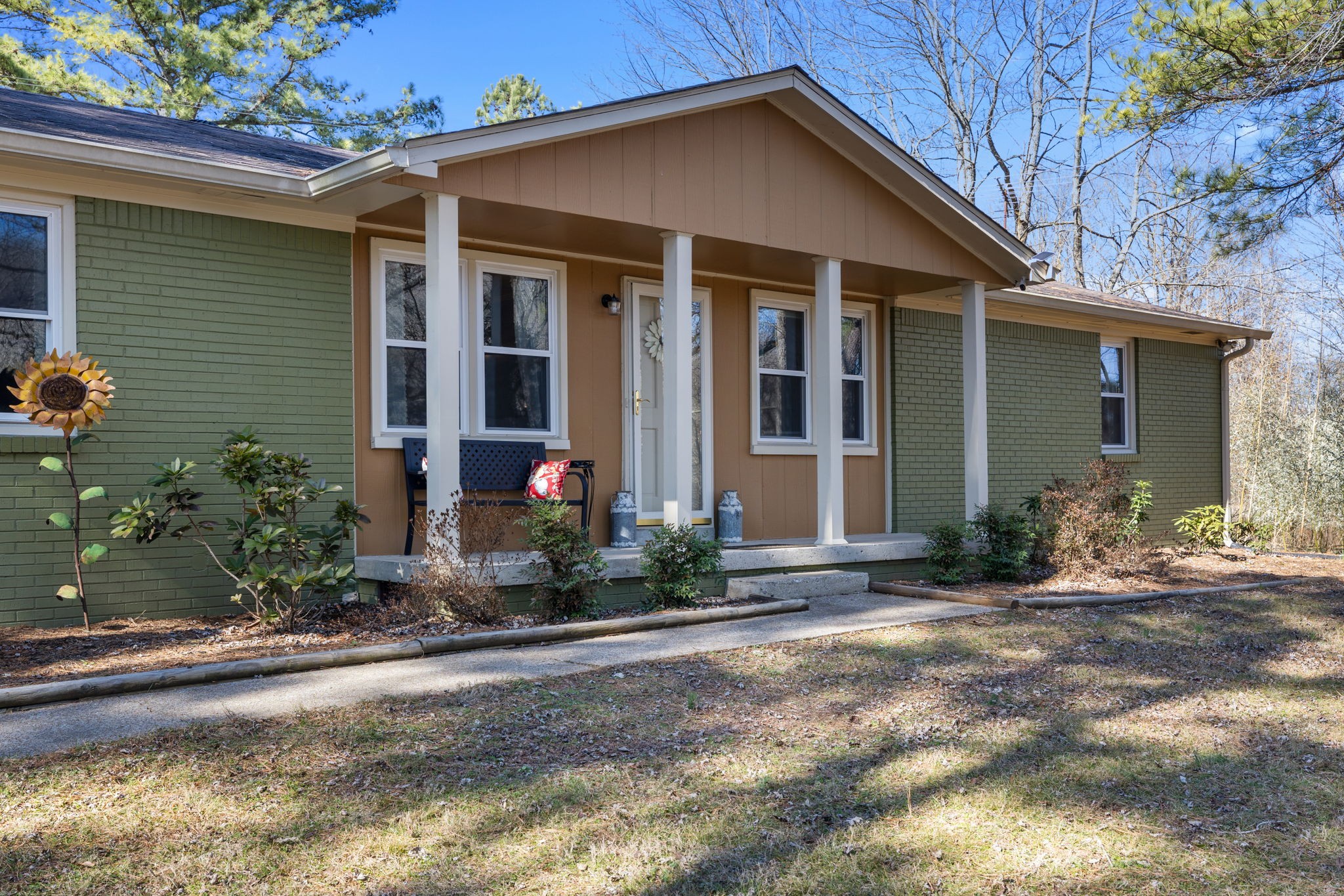 4431 Peytonsville-Trinity Road Franklin, TN 37064 - Photo 8 of 52 a front view of a house with a yard