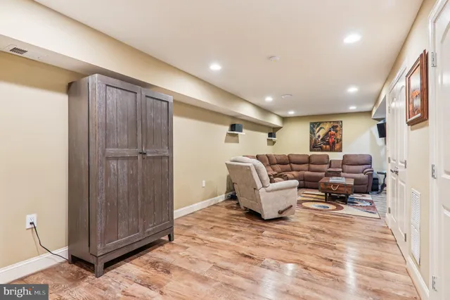 $1,090,000 | 4200 19th Street Northeast, Washington, DC 20018