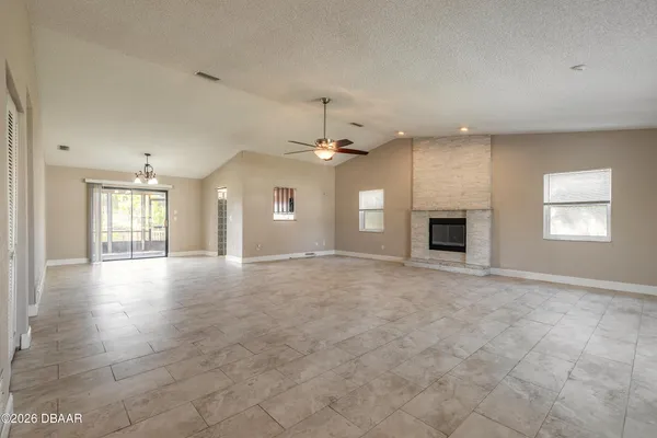 $3,100 | 10 Cormorant Court, Palm Coast, FL 32137