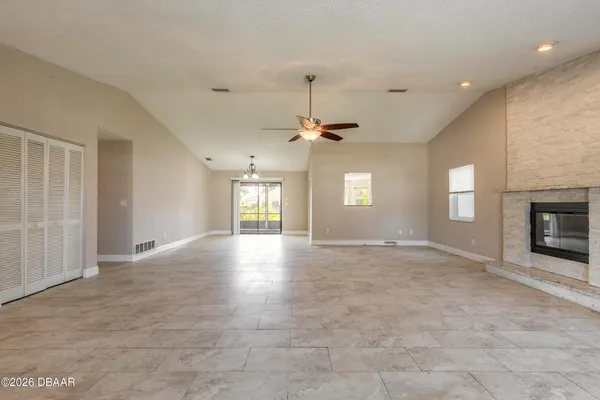 $3,100 | 10 Cormorant Court, Palm Coast, FL 32137