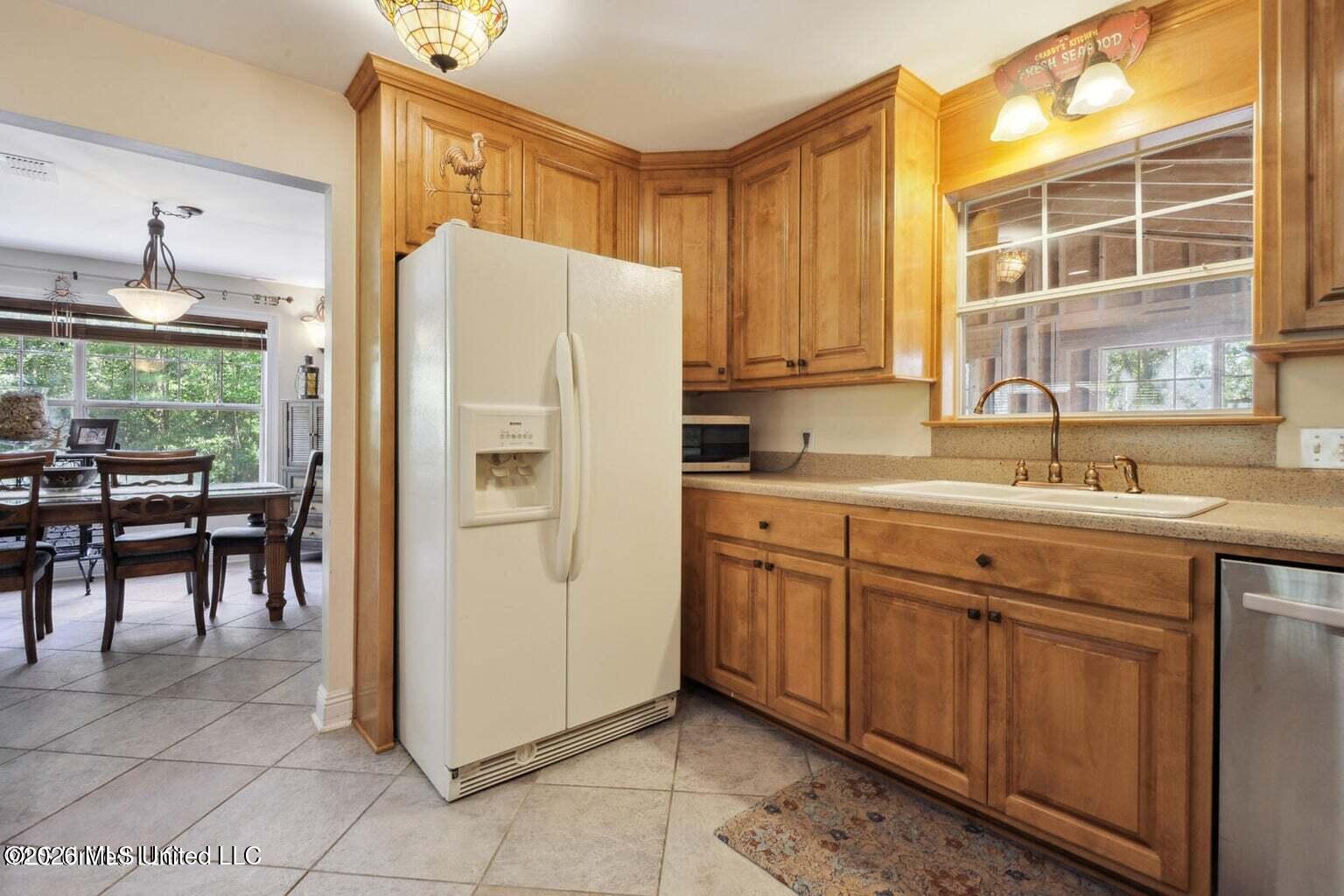 12216 Sandy Hook Lane Gulfport, MS 39503 - Photo 11 of 18 20220728183553489582000000-o