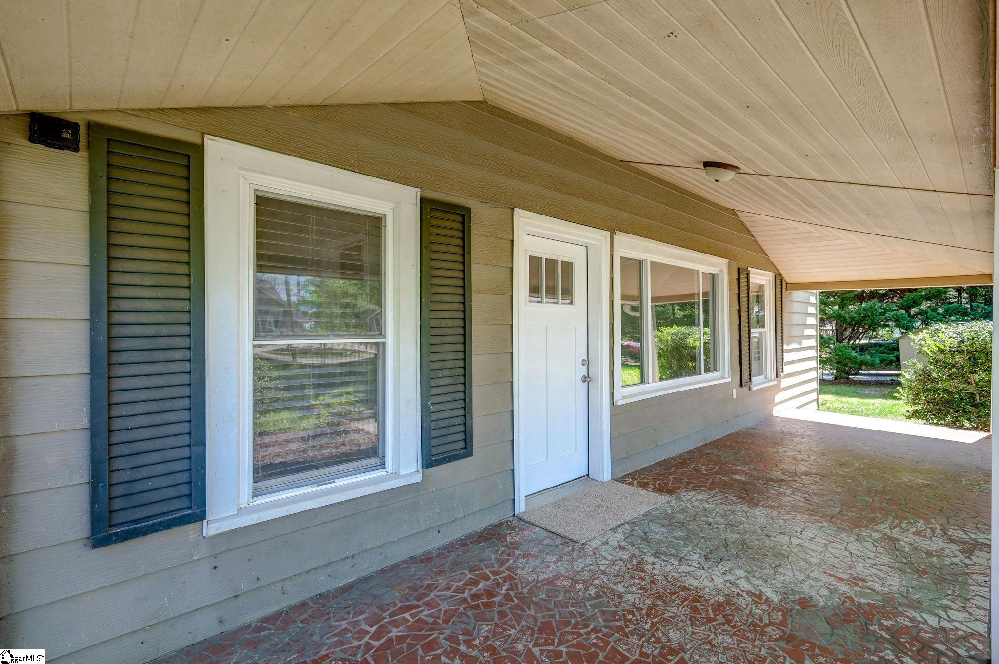 302 Day Street Easley, SC 29640 - Photo 2 of 36 Gallery Image 2