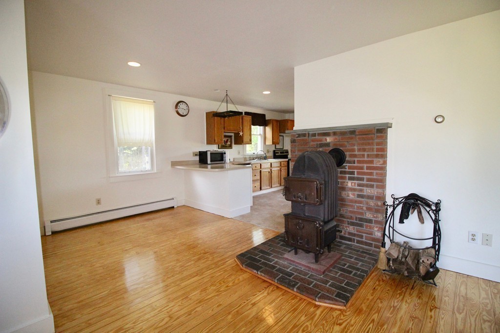 28 Snows Pond Road Rochester, MA 02770 - Photo 8 of 23