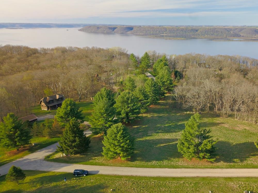14921 Eagle Ridge Road Ferryville, WI 54628 - Photo 3 of 15