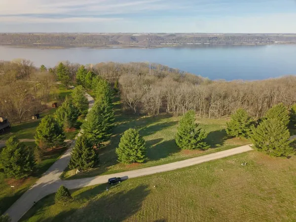 $70,000 | 14921 Eagle Ridge Road, Ferryville, WI 54628