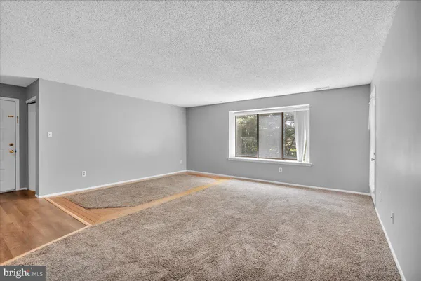 $1,900 | 5512 B Aberdeen Drive, Mount Laurel, NJ 08054