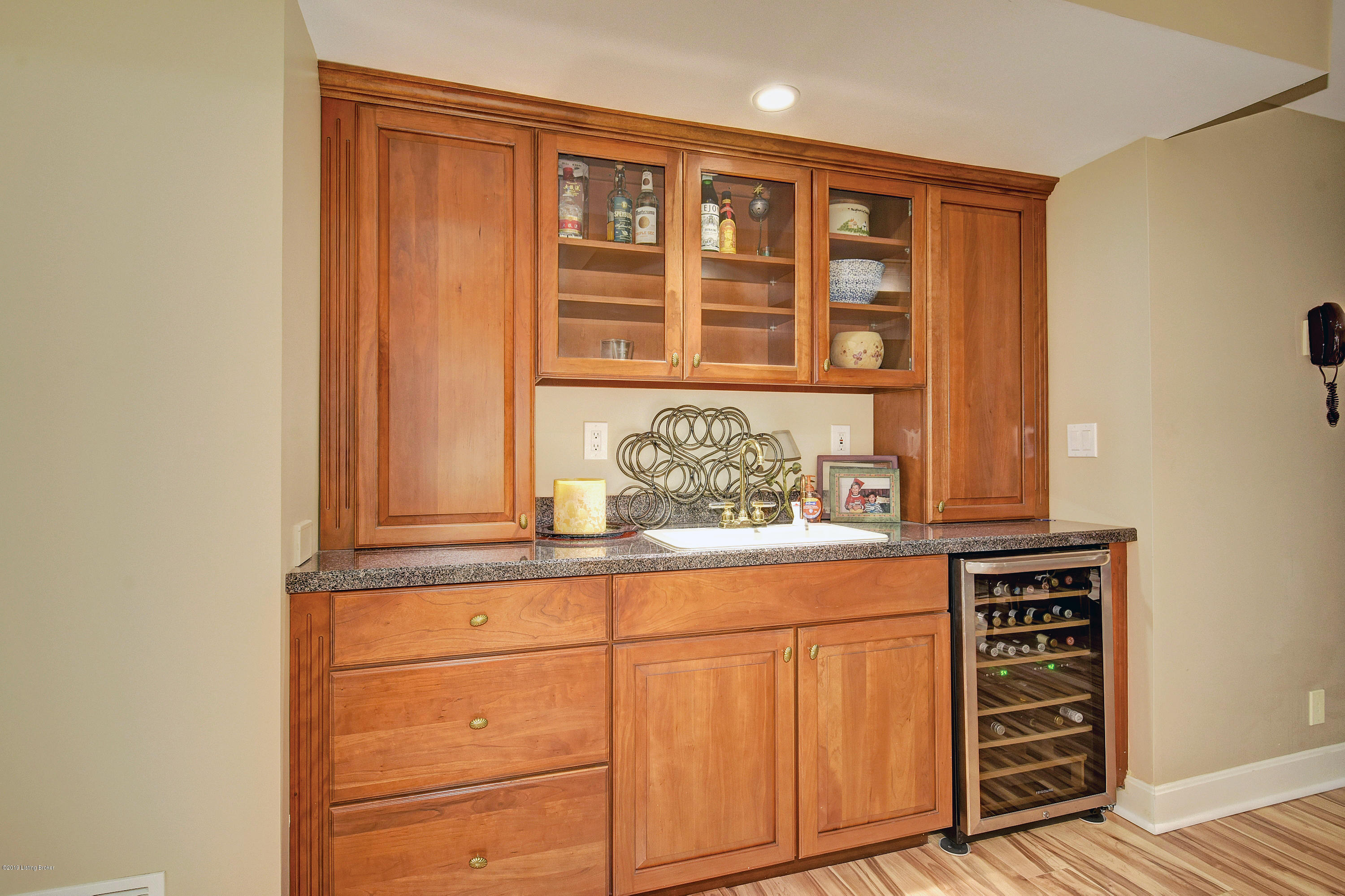 2816 Rivers Edge Road Louisville, KY 40222 - Photo 44 of 62 41