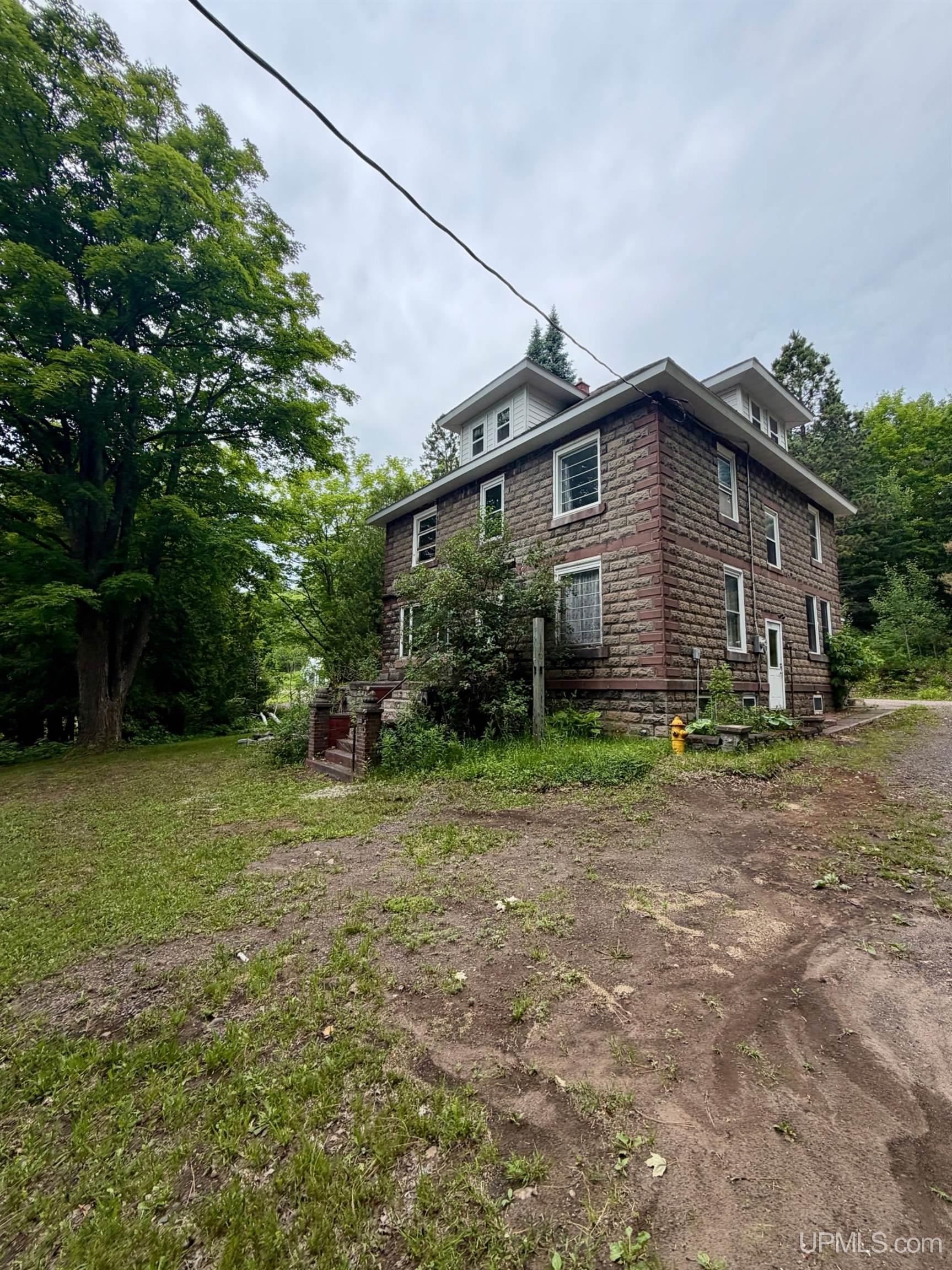 21342 Royce Road Hancock, MI 49930 - Photo 4 of 94