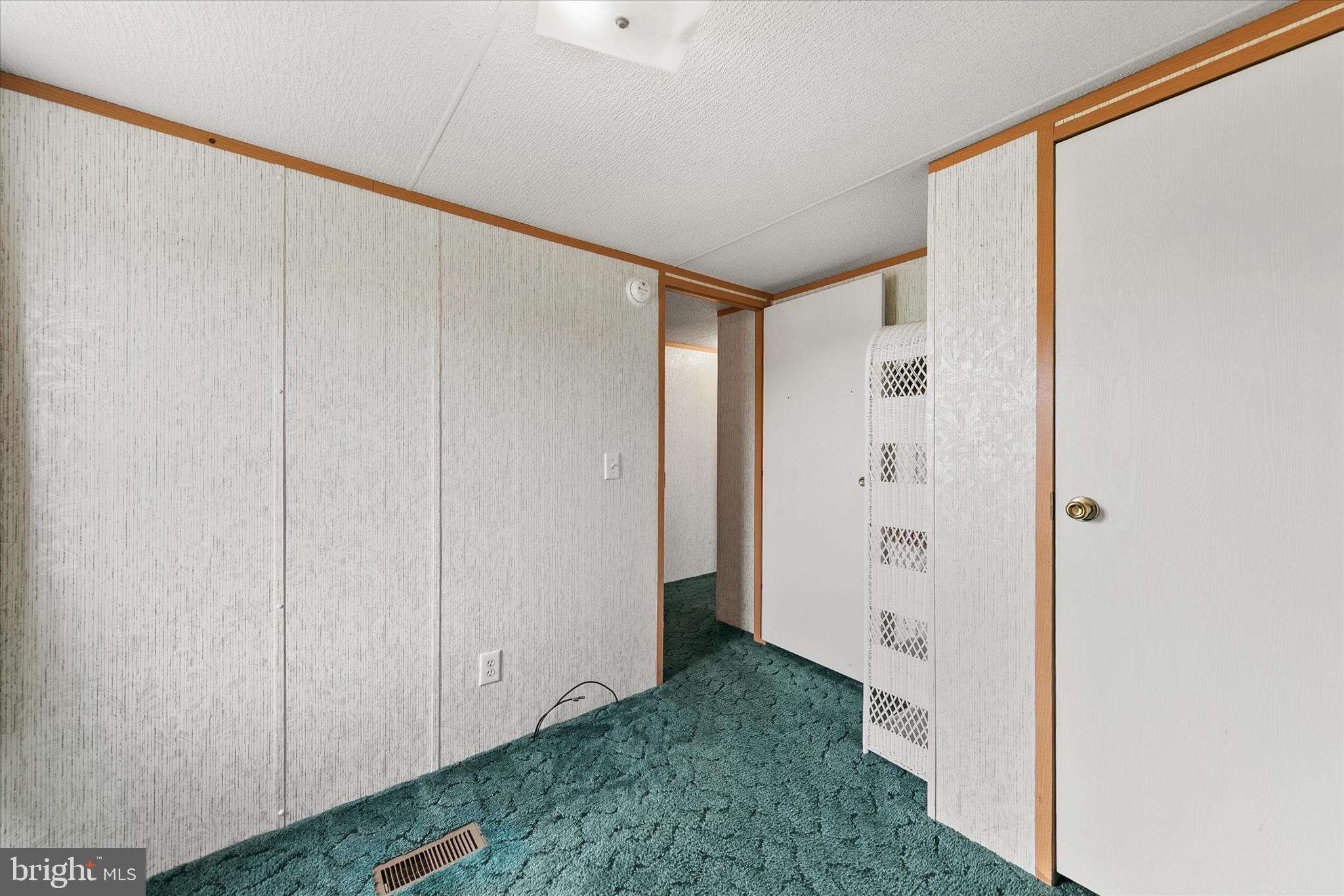 36999 Hudson Road Selbyville, DE 19975 - Photo 22 of 28 a view of entryway with bathroom