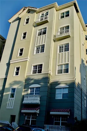 $4,000 | 8761 The Esplanade, Unit 6, Orlando, FL 32836