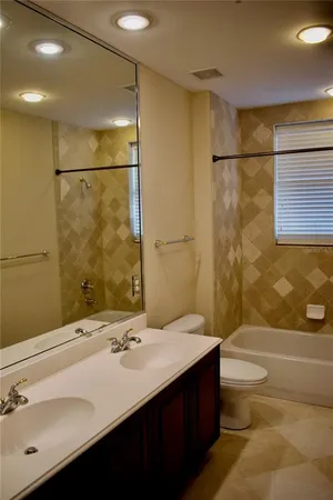 $4,000 | 8761 The Esplanade, Unit 6, Orlando, FL 32836