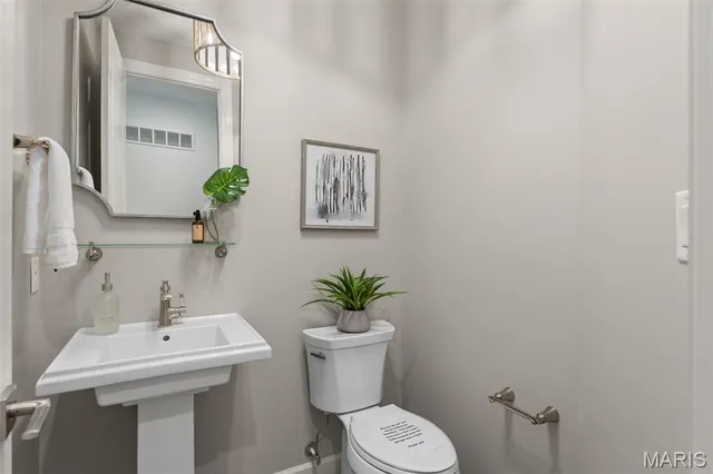 $994,900 | 1 Tbb Nantucket @ Cedars Valley Street, St. Albans, MO 63073