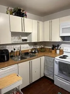 $258,000 | 10441 Mahogany Key Circle, Unit 202, Miami, FL 33196