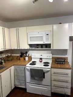 $258,000 | 10441 Mahogany Key Circle, Unit 202, Miami, FL 33196