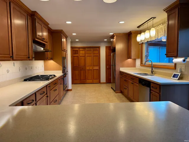 $395,900 | 1000 Star Circle, Santa Claus, IN 47579