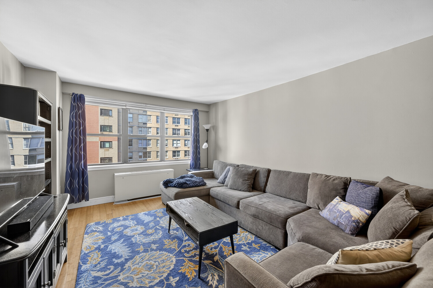 201 East 28th Street, Unit 14M Manhattan, NY 10016 - Photo 3 of 15