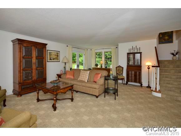 79 Auburn Road Waynesville, NC 28786 - Photo 3 of 19 Gallery Image 3
