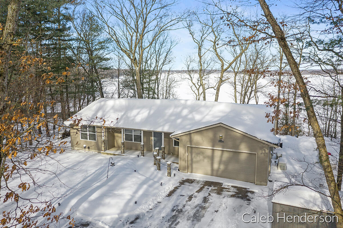 4043 Monroe Road Allegan, MI 49010 - Photo 1 of 66 IMG_1040