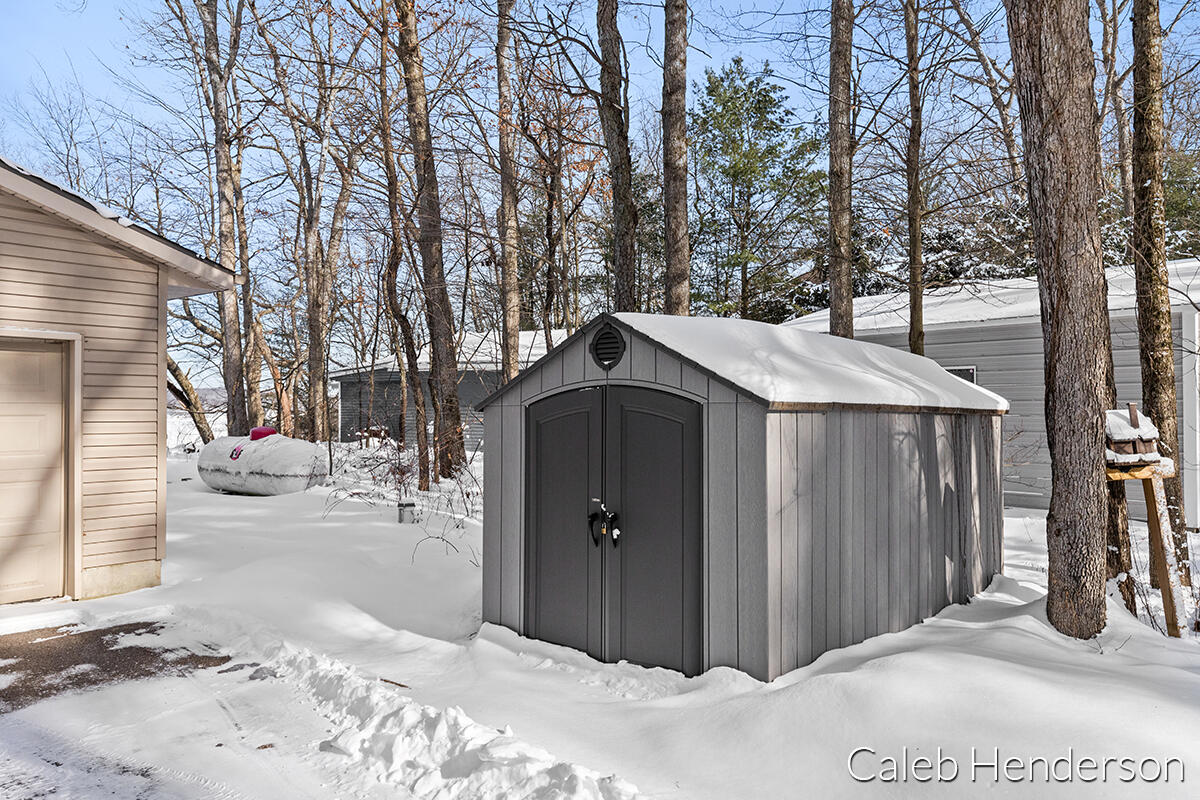 4043 Monroe Road Allegan, MI 49010 - Photo 14 of 66 IMG_1033