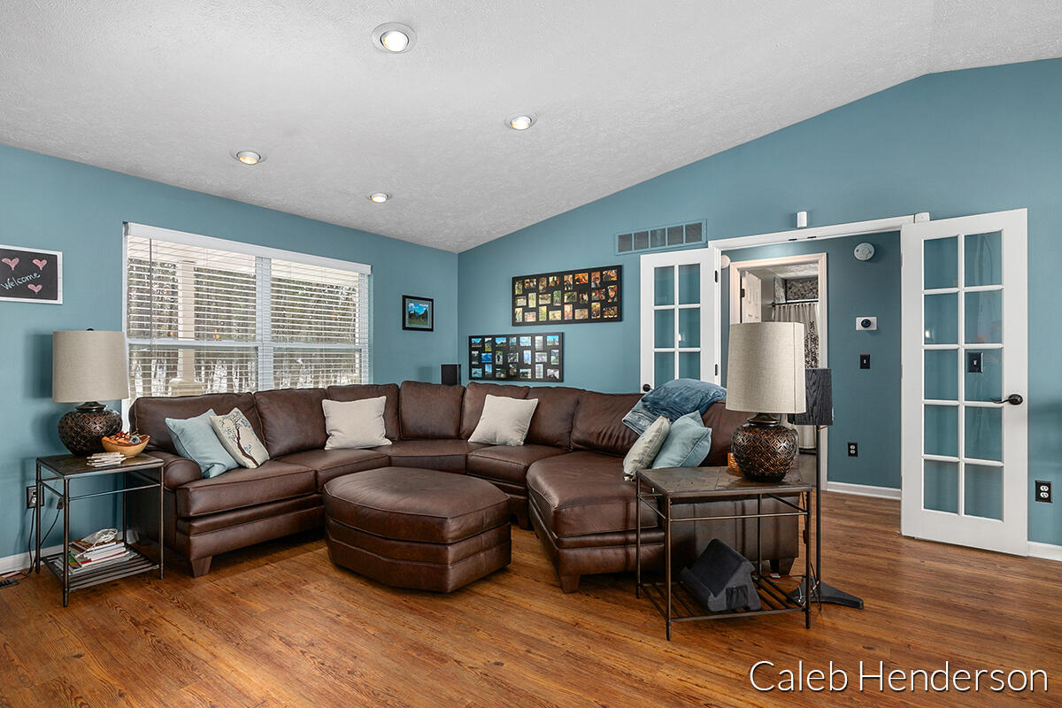4043 Monroe Road Allegan, MI 49010 - Photo 19 of 66 IMG_1004