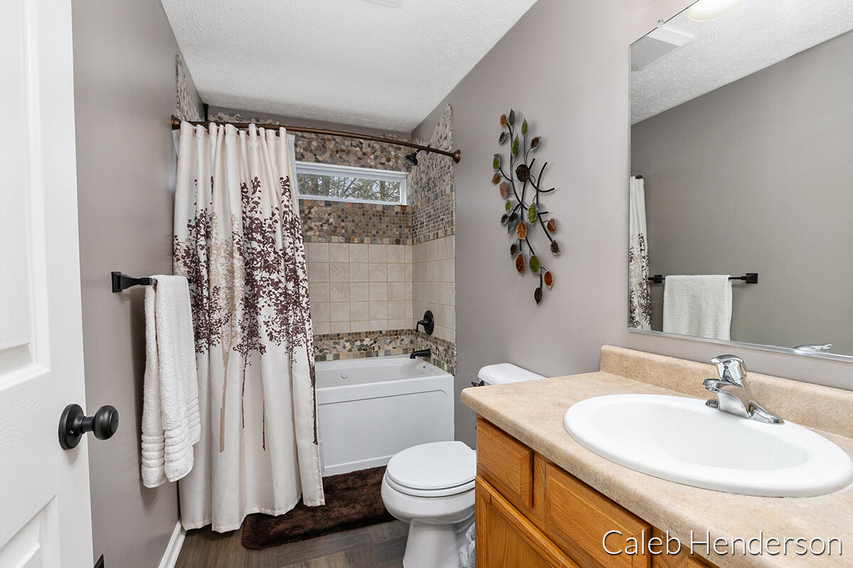 4043 Monroe Road Allegan, MI 49010 - Photo 34 of 66 IMG_1020